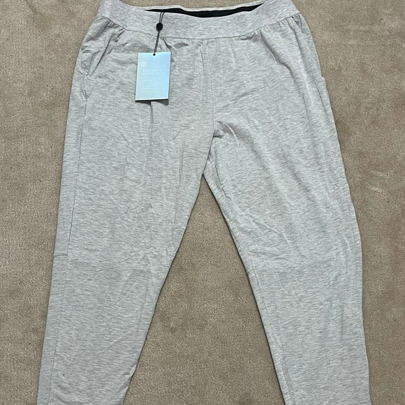 Under Armour Athlete Recovery Mens Celliant Sleeper Pants Grey Size XL - Picture 2 of 11